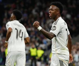 Imágenes del desarrollo del partido.