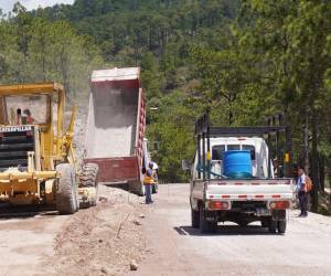 Con inversión de 81 millones de lempiras, la primera etapa de la carretera de Lepaterique ya ejecuta siete kilómetros, priorizando tramos críticos para el tránsito local