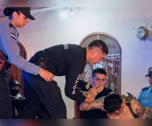 Una niña de 15 años fue encontrada muerta al interior de una cuartería ubicada en el sector conocido como Carmelo Abajo, en la colonia Bella Vista de Danlí, en El Paraíso, durante la noche del pasado martes 12 de mayo. ¿Su pareja la mató? A continuación los detalles del caso.