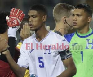 Zúniga es eñ defensor central y capitán de la escuadra catracha.