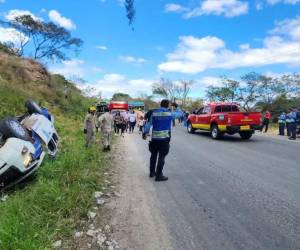 Como resultado del impacto, cuatro agentes policiales perdieron la vida en el lugar, mientras que otros ocho resultaron heridos.