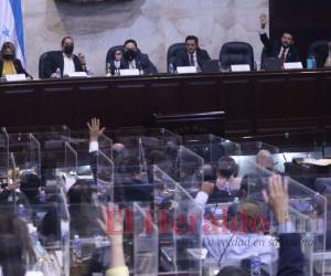 Luego de la derogación de 19 fideicomisos, aún no existe un plan para dar continuidad a proyectos que estaban siendo ejecutados, además de posibles repercusiones legales.