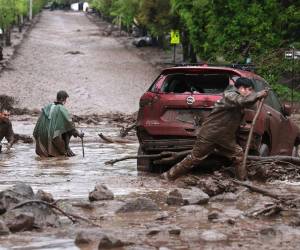 Las autoridades activaron las alertas preventivas en comunas de la Región Metropolitana y la región de El Maule. Aquí más detalles.