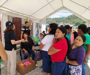 La jornada incluyó recepción de denuncias, evaluaciones médico-forenses y conversatorios comunitarios sobre rutas de denuncia en Lepaterique.