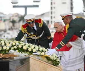 El papa concluirá esta visita de pocas horas a la ciudad vinculada a la figura de San Agustín con una misa en la basílica que lleva el nombre del santo de Hipona.