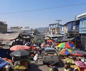 La comuna capitalina indicó que estos operativos incluyen la supervisión constante de tránsito y el monitoreo de comerciantes.