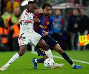El FC Barcelona busca romper la marca y ser el único equipo en ganar los primeros 10 partidos en LaLiga.