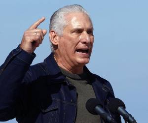 Costa Rica además dispuso el retorno de su embajador en La Habana, José María Borja.