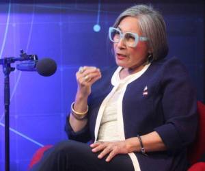 La diputada Maribel Espinoza denuncia estrategia del familión para sabotear las elecciones en Honduras.