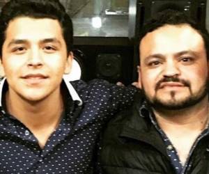 El intérprete de regional mexicano Christian Nodal dio un golpe sobre la mesa ante el Instituto Mexicano de la Propiedad Industrial (IMPI) al solicitar la denominación El Forajido como su nueva identidad comercial, días después de que se confirmara que Jaime González, su padre y representante, renovó los derechos sobre la marca Christian Nodal sin que el artista tuviera aparente conocimiento del trámite.