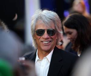 No tiren sus entradas, voy a buscar una solución, ¿de acuerdo? No se preocupen, dijo Bon Jovi al público.
