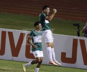 Imágenes del desarrollo del partido.