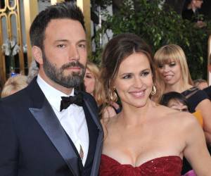 Jennifer Garner decidió poner palabras a una etapa que marcó su vida personal y familiar. Sin estridencias ni reproches, la actriz habló abiertamente de su divorcio de Ben Affleck y del proceso interno que atravesó tras el fin de su matrimonio.
