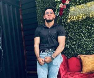 Carlos Omar Oyuela Aguilar falleció en el Hospital Escuela de Tegucigalpa debido a la gravedad de sus heridas.