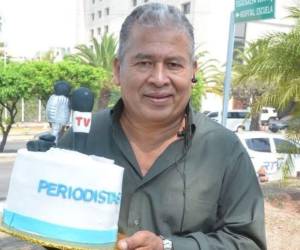 Este 2 de junio se confirmó la muerte del reconocido periodista Gustavo Ramos, quien sufrió dos derrames. ¿Cuál fue su experiencia? ¿Qué relación tuvo con Libertad y Refundación?