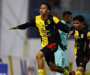 Nixon Cruz aprovechó la oportunidad para darle el triunfo a Real España sobre Motagua.