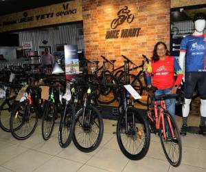 Las bicicletas sorteadas son: siete de ruta, cuatro de montaña y cuatro híbridas.