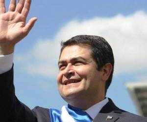 Él es inocente, y hoy el presidente lo reconoce a través de este perdón, dijo su esposa Ana García.