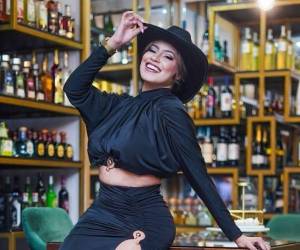 La expresentadora y ahora cantante Alejandra Rubio desató polémica este viernes -7 de noviembre- al dar a conocer que su expareja, Javian Thompson le estaría pidiendo manutención en medio de su proceso de divorcio que sigue sin consumarse. ¿Qué dijo al respecto? Aquí los detalles.