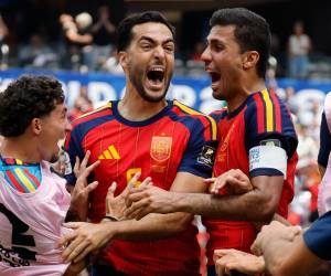 Desde que España avanzó a la gran final del Mundial 2026, los aficionados de La Roja comenzaron a viralizar múltiples coincidencias con respecto a su última conquista en Sudáfrica 2010, alimentando la creencia de que el equipo de Luis de la Fuente vencerá a Argentina para conquistar una nueva Copa del Mundo.
