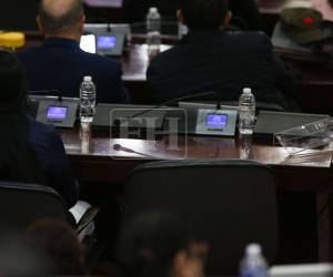 ¿El orden llegó al Congreso Nacional y tocará la billetera de los padres de la patria? Este lunes 26 de enero, el presidente del Legislativo, Tomás Zambrano, giró instrucciones precisas de deducirle el salario a diputados y suplentes que no se presentaron a la segunda sesión ordinaria, en lo que va del 2026. ¿Quiénes son los faltistas? Aquí los detalles.