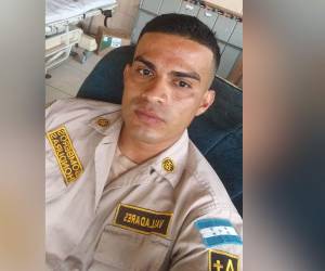 Un bombero activo identificado como Cristian Valladares fue encontrado muerto al interior de su habitación, ubicada en una cuartería del sector de Las Vegas, en el municipio de Cantarranas, en Francisco Morazán. El hallazgo del cuerpo se registró durante la noche del pasado miércoles 22 de abril. ¿Qué se sabe del caso? A continuación los detalles.