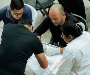 El Escrutinio Especial sigue lento y detenido por largas horas en el CLE del Infop.