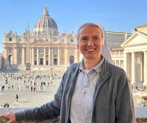 El pasado 14 de febrero, Sor Simona Brambilla fue nombrada oficialmente como la nueva integrante del Dicasterio para los Obispos, el organismo responsable de participar en el delicado proceso de elección de los nuevos pastores diocesanos en el mundo. ¿Quién es y cuál es su trayectoria? A continuación los detalles.