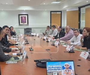 Los liberales van con el objetivo de negociar la presidencia del Congreso Nacional, mientras que los nacionalistas están decididos que Zambrano será liderará el Legislativo.