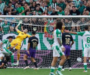 Imágenes del desarrollo del partido.