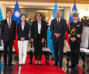 En Casa Presidencial se llevó a cabo el encuentro diplomático con China, Taiwán.