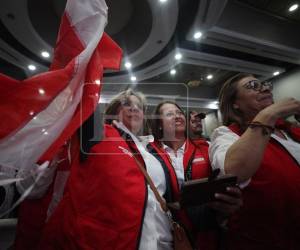 Por ahora, los liberales sacan seis diputados al hilo que encabeza el doctor Carlos Humberto Umaña (64,929 marcas).