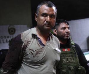 Un hombre fue detenido este lunes en Perú por presuntamente matar a disparos a su esposa y a su hijo, según reportó la Policía tras realizar las primeras diligencias en la escena del crimen y confirmó la Fiscalía a través de un comunicado.
