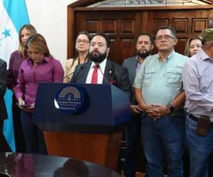 El 20 de octubre, el Ministerio Público presentó un requerimiento fiscal contra los miembros de la extinta comisión permanente del Congreso Nacional.