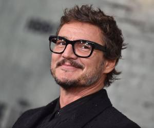 Entre abrazos y risas cómplices, las imágenes han reabierto el debate sobre la blindada vida privada del actor Pedro Pascal. Aquí te contamos todos los detalles sobre la supuesta nueva relación del chileno.