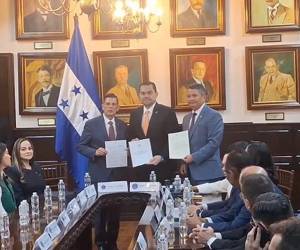 ​La propuesta institucional fue recibida por la junta directiva y los líderes de las diferentes bancadas representadas en el parlamento.