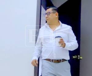 Jesús Humberto Mancía tras finalizar ayer el primer día de juicio oral y público.