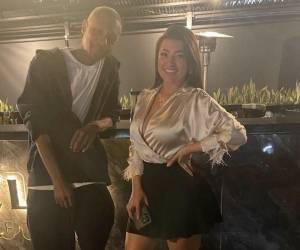 La presentadora hondureña, Milagro Flores, alarmó a sus seguidores tras aseverar que un hombre la sigue sin parar desde hace meses. ¿Quién es el presunto acosador? A continuación los detalles con algunas capturas de pantalla adjuntas del supuesto involucrado.