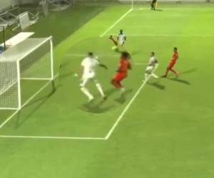 ¡Ramiro Rocca anota gol con la mano con Juticalpa ante Real España!