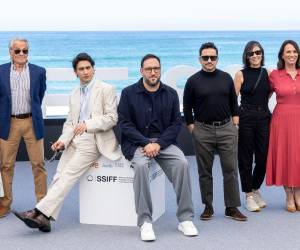 La miniserie se estrena hoy en el Festival de Cine de San Sebastián, y llegará a la cartelera de Netflix el 18 de diciembre.
