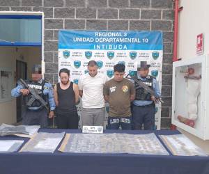 Los tres jóvenes fueron capturados en posesión de tres distintos tipos de drogas en Intibucá.