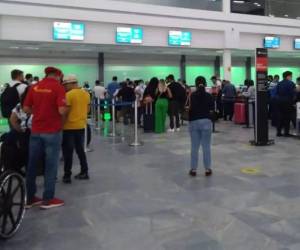 La medida se aplicará los que salga o ingresen al territorio vía área, terrestre o marítima.