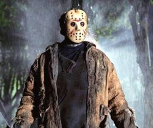 En lugar de centrarse en Jason Voorhees como el asesino enmascarado que aterrorizó generaciones, la historia explorará los acontecimientos previos a la tragedia de Camp Crystal Lake.