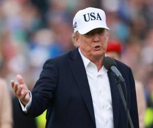 El presidente de Estados Unidos, Donald Trump, afirmó que se quiere quedar con el petróleo de Irán.