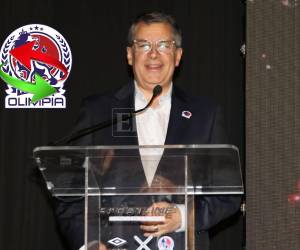 Villeda estuvo en la presentación de la nueva indumentaria oficial de Olimpia.