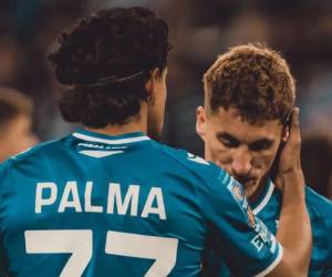 Luis Palma se está casi despidiendo de competencia europea con el Lech Poznan