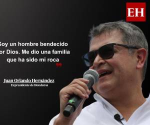 Juan Orlando Hernández ofreció sus primeras declaraciones tras regresar a Honduras en un discurso que pronunció ante simpatizantes que se congregaron en Finca Rocío en Comayagua, donde agradeció a Dios, a su familia y a quienes lo apoyaron durante el tiempo que enfrentó su proceso.