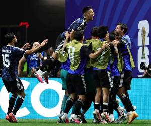 Imágenes del desarrollo del partido.