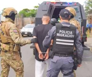 El detenido será deportado tras permanecer bajo custodia.