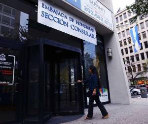 Durante los últimos años los hondureños se quejan del pésimo servicio en los consulados.